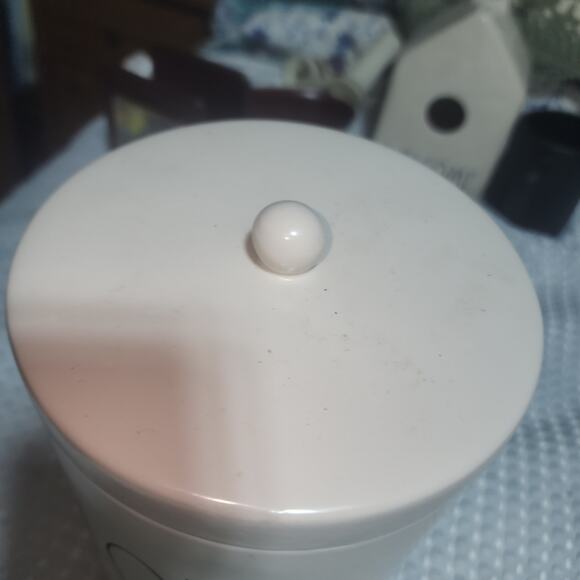 RAE DUNN EUC FLOUR CERAMIC CANISTER JAR & LID - Picture 2 of 7